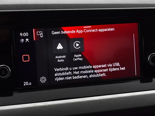 Volkswagen Golf 1.0 eTSI 110pk DSG Life 2024 Benzine 31