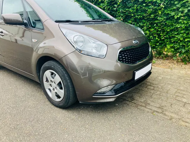 Kia Venga 1.6 CVVT Automaat 2015 Benzine 5