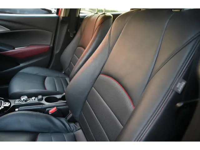 Mazda CX-3 SkyActiv-G 120 automaat GT-M 2015 Benzine 14