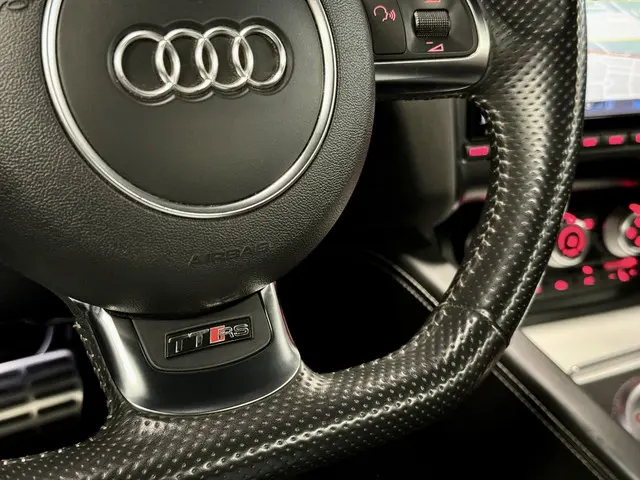 Audi TT 2.5 T TT RS Plus Pro Line 2012 Benzine 30