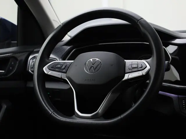 Volkswagen T-Cross 1.0TSI/110PK Style 2023 Benzine 33