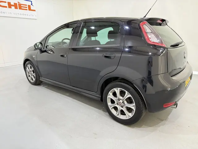 Fiat Punto 0.9 TwinAir Turbo 100 Lounge 2015 Benzine 4