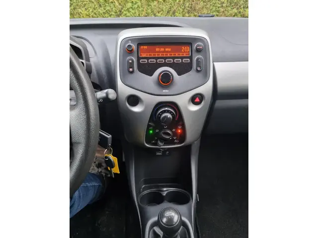 Peugeot 108 1.0 e-VTi Blue Lion 2017 Benzine 13