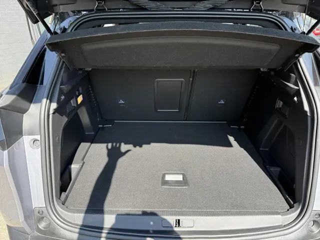 Peugeot 3008 1.2 PureTech GT 2023 Benzine 20