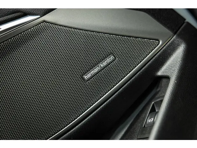 BMW 3 Serie M340i xDrive 2024 Benzine 43