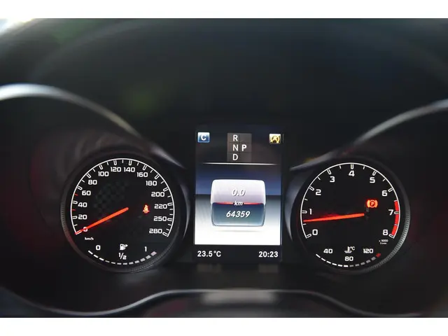 Mercedes-Benz GLC AMG 43 4MATIC 2016 Benzine 30