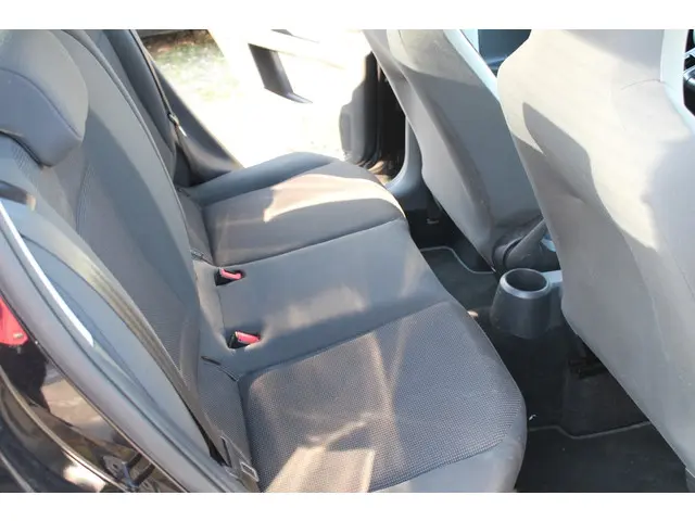 Volkswagen up! 1.0 high up! BlueMotion 2013 Benzine 15