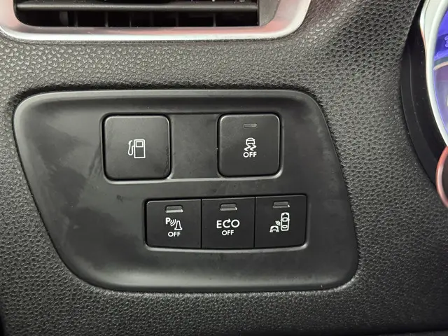 DS DS 4 Crossback 1.6 THP Chic 2016 Benzine 32