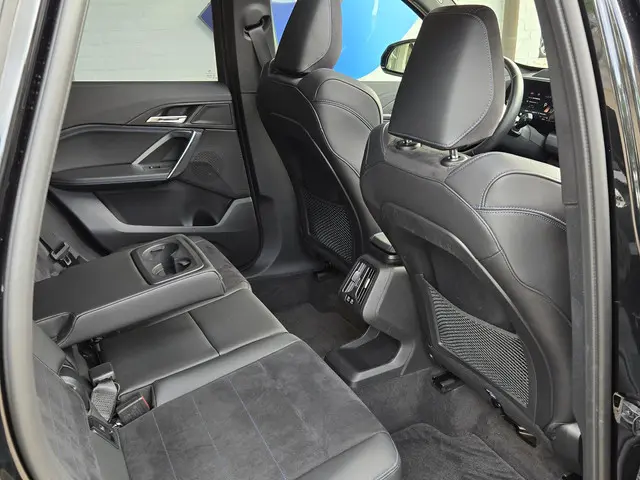 BMW X1 sDrive20i 2023 Benzine 6