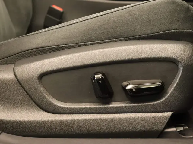 Lexus UX 300e Business 54 kWh 2020 Elektrisch 39