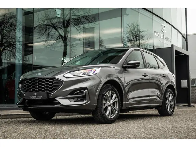 Ford Kuga 2.5 PHEV ST-Line 2023 Hybride Benzine 35