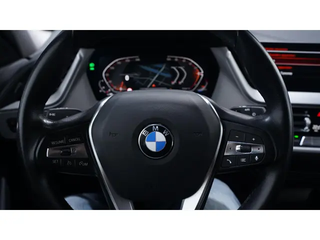 BMW 1 Serie 118i Advantage 2022 Benzine 17