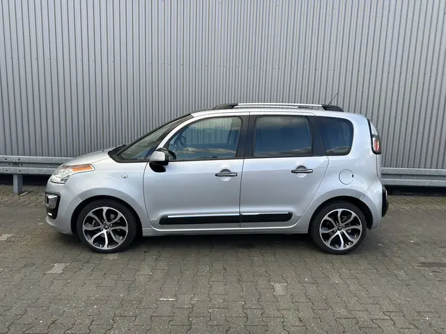 Citroën C3 Picasso 1.2 PureTech Exclusive 2015 Benzine 9