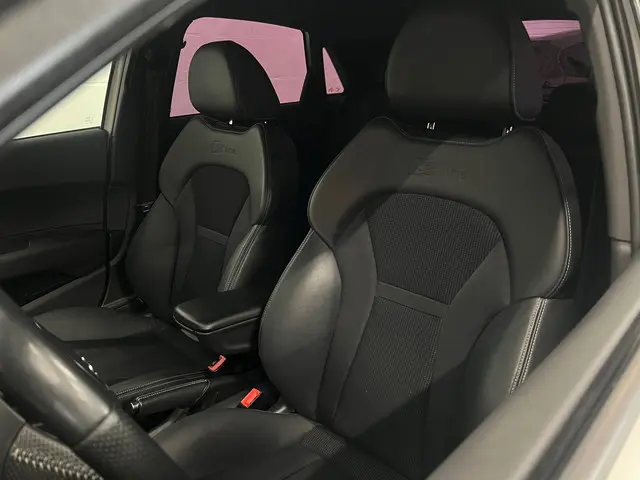 Audi A1 Sportback 1.4 TFSI Pro Line S 2013 Benzine 7