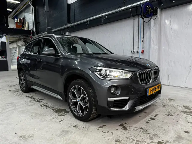 BMW X1 XDrive20i Executive *Export only* 2018 Benzine 27