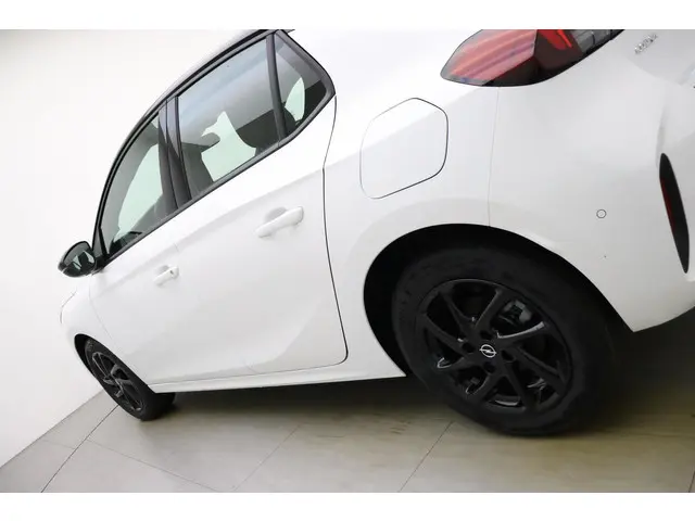 Opel Corsa 1.2 GS Line 2022 Benzine 16