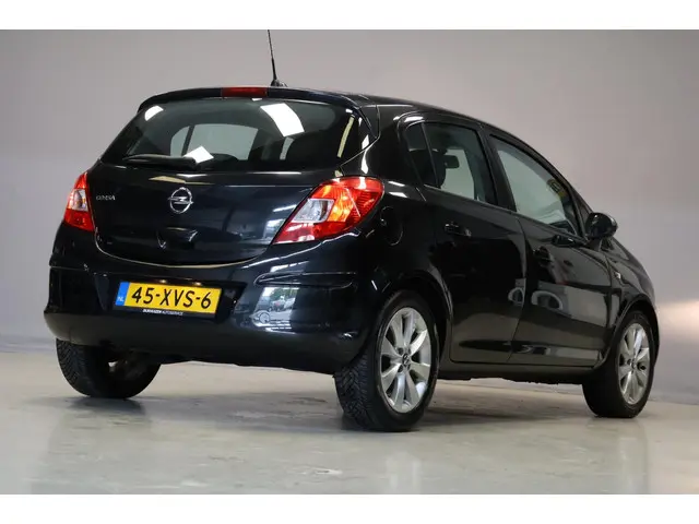 Opel Corsa 2