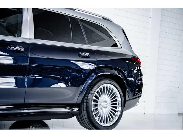 Mercedes-Benz GLS 600 Maybach 2021 Benzine 11