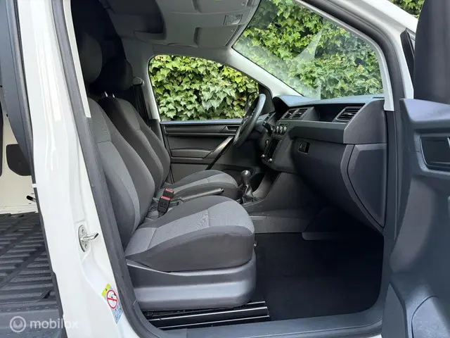 Volkswagen Caddy Bestel TSI L2H1 BMT Maxi 2018 Benzine 23