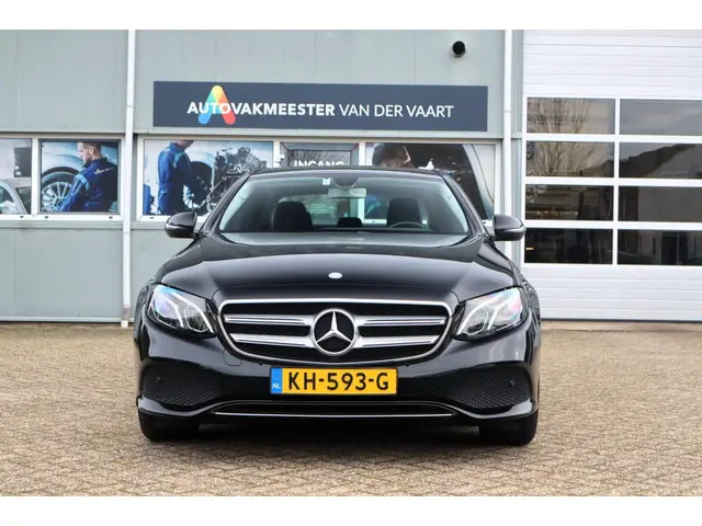 Mercedes-Benz E-Klasse 2