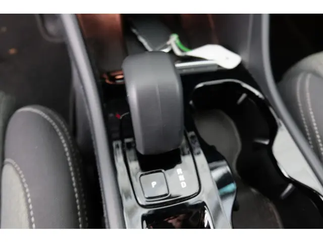 Volvo XC40 2.0 B4 Plus Dark 2024 Hybride Benzine 14