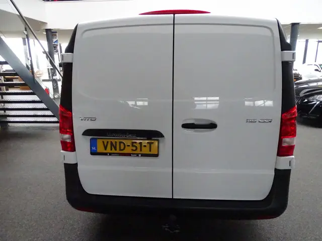 Mercedes-Benz Vito 116 CDI Extra Lang 2022 Diesel 4