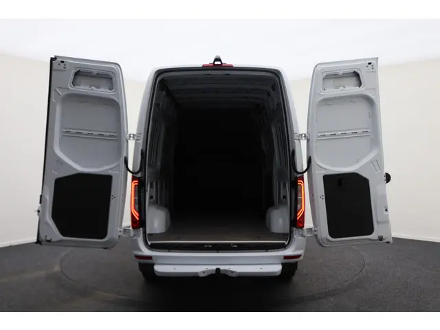 Mercedes-Benz Sprinter 317 CDI AUT. L2H2 2023 Diesel 14
