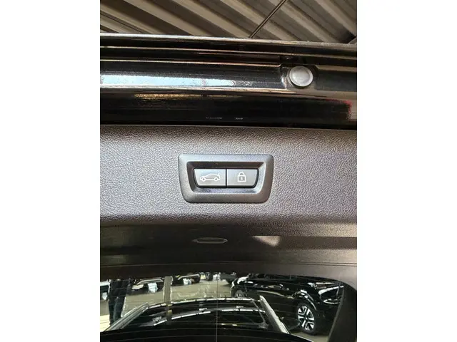 BMW 5 Serie Touring 530i High Executive 2018 Benzine 8