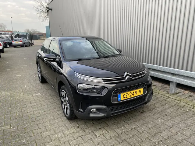 Citroën C4 Cactus 1.2 PureTech Feel 2018 Benzine 15