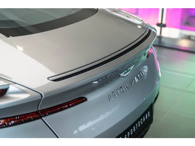 Aston Martin DB12 4.0 V8 2024 Benzine 17