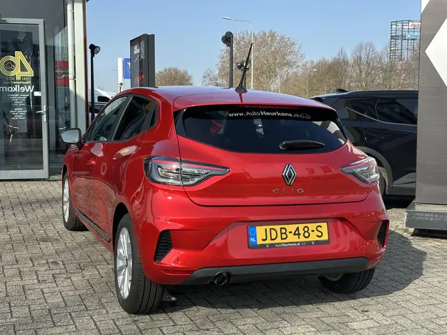Renault Clio TCe 90 GPF Evolution 2025 Benzine 4