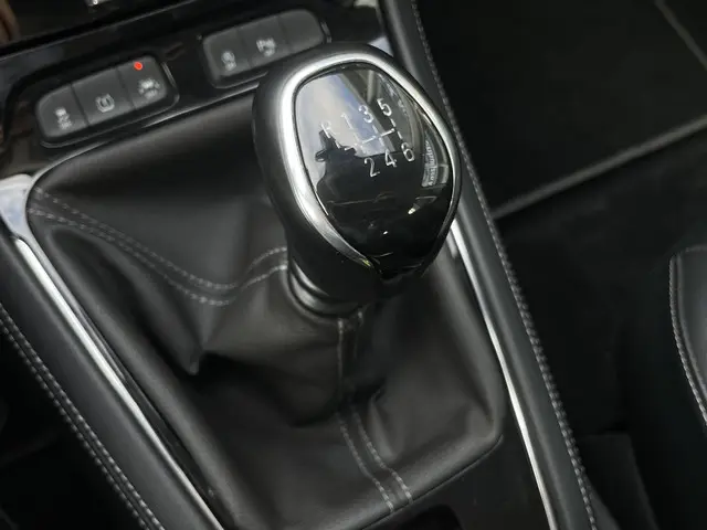 Opel Grandland X 1.2 Turbo Innovation 2018 Benzine 19