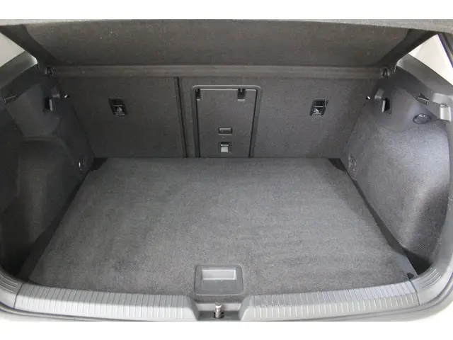 Volkswagen Golf 1.0 eTSI Life 2021 Hybride Benzine 5