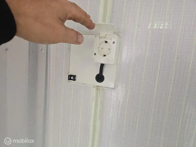 Iveco Daily 35S14 Koel/vries wagen automaat! 2023 Diesel 14