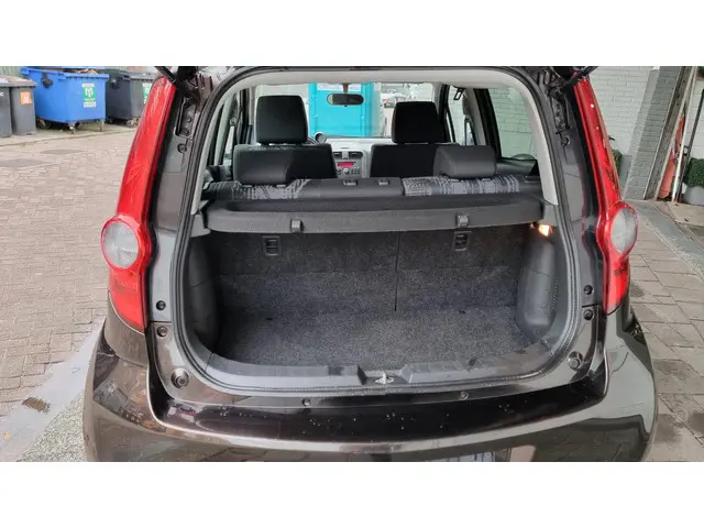 Opel Agila 1.2 Edition AUTOMAAT 2013 Benzine 8