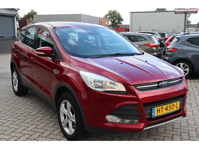 Ford Kuga 1.5 Trend Edition 2016 Benzine 10