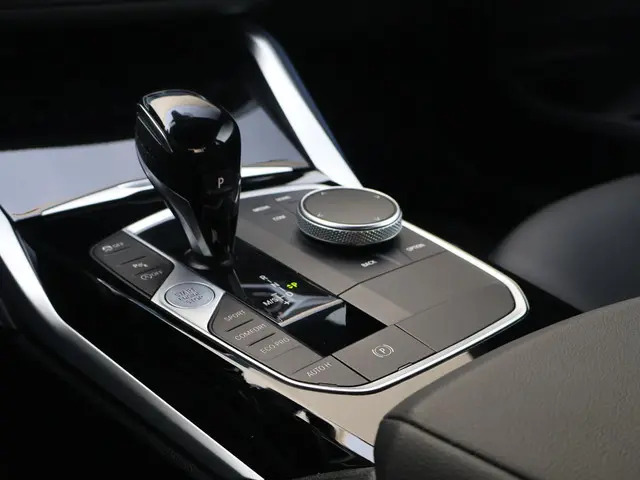 BMW 2 Serie Coupé M240i xDrive 2022 Benzine 26