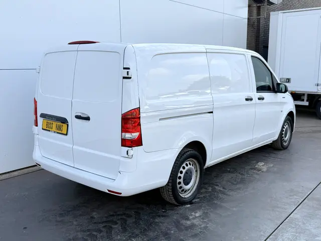 Mercedes-Benz eVito 111 2020 Elektrisch 3