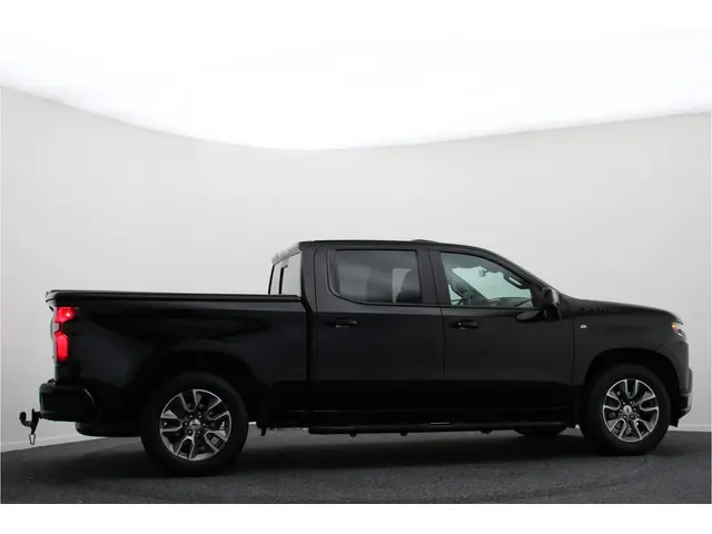 Chevrolet Silverado CREW CAB 5.3L V8 2021 LPG/Gas 9