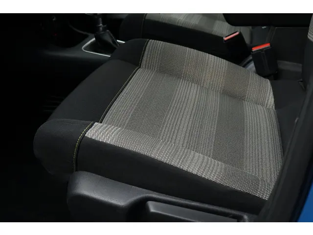Citroën C3 1.2 PureTech S&S Shine / Camera 2017 Benzine 11