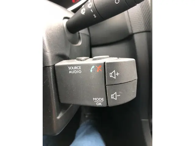 Renault Clio Estate 0.9 TCe Zen 2020 Benzine 25