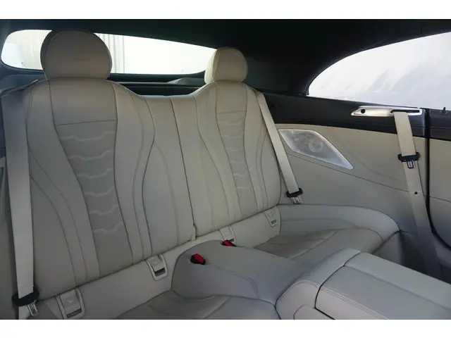 BMW 8 Serie Cabrio M850i xDrive 2021 Benzine 15