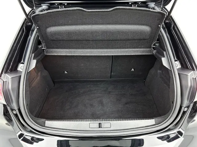 Peugeot 208 1.2 PureTech GT Aut. 2020 Benzine 15