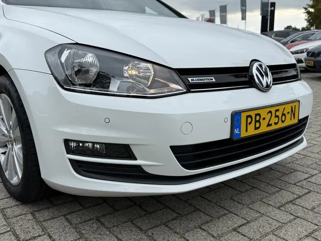 Volkswagen Golf 1.0 TSI Connected Series 2017 Benzine 6