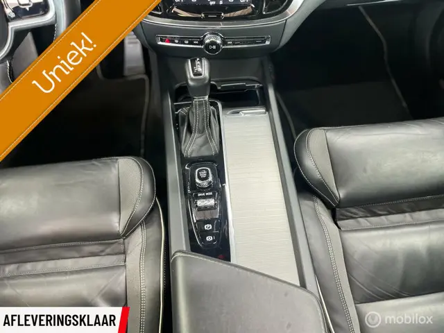 Volvo S60 2.0 T5 R-Design 2020 Benzine 17