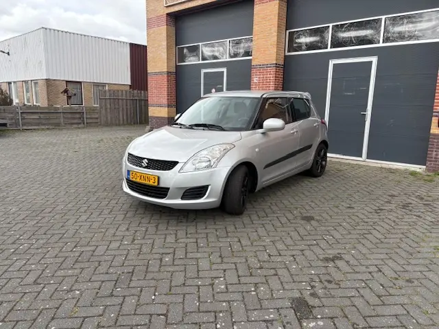 Suzuki Swift 1.2 VERKOCHT 2012 Benzine 3