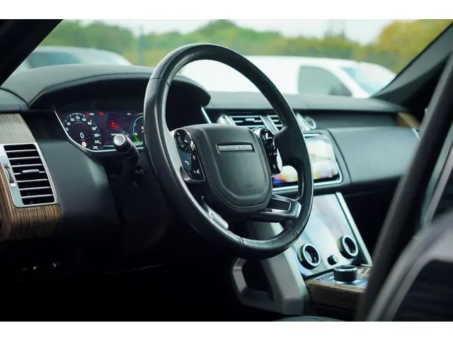 Land Rover Range Rover P400e Vogue 2019 Hybride Benzine 6