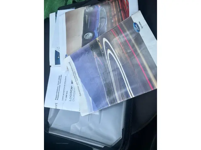 Ford Focus 1.0 Trend Edition 2015 Benzine 9