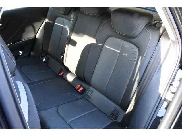 Audi Q2 35 TFSI CoD Sport 2019 Benzine 11