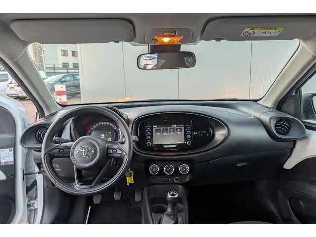 Toyota Aygo X 1.0 VVT-i MT Play 2024 Benzine 21